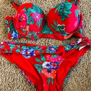 Medium two pieces set bikini